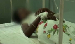 Video: Nạn nhân cưỡng hiếp bị tạt axit vì không rút đơn kiện