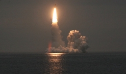 Tên lửa đạn đạo xuyên lục địa của Nga phát nổ khi bắn từ tàu ngầm