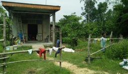 Bị anh họ xâm hại, nữ sinh lớp 7 sinh con