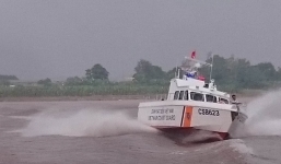 Cảnh sát biển tiếp nhận 4 xuống tuần tra cao tốc hiện đại