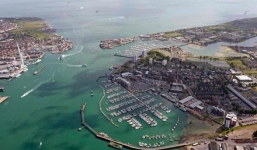 Phát hiện bom nặng 500 kg khi nạo vét sông