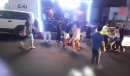 Hàn Quốc khởi tố 7 khách Trung Quốc hành hung người