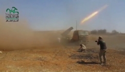 Video: Quân đội Syria hứng mưa tên lửa từ phe nổi dậy
