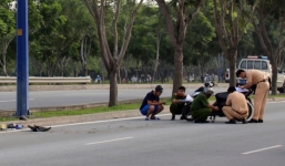 Đâm mạnh vào gốc cây một phụ nữ tử vong