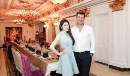 Lý Nhã Kỳ tiết lộ bên trong biệt thự dát vàng