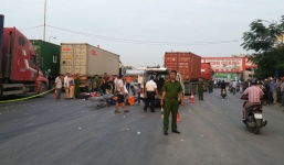 Va chạm xe container, 2 anh em chết thảm