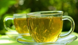 Lợi ích bất ngờ của trà xanh ít người biết