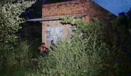 Phát hiện xác nam thanh niên trong ngôi nhà hoang