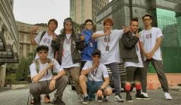 Màn trình diễn 'cực chất' trên nền nhạc 'Bánh trôi nước' của nhóm nhảy Việt