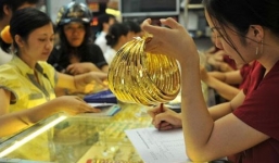 Giá vàng hôm nay 12/10/2016 quay đầu giảm giá sau 2 phiên gượng dậy