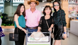 Á hậu Lệ Hằng òa khóc tiễn bố mẹ sang Mỹ định cư
