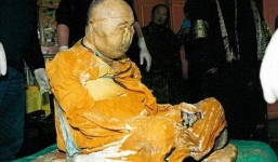 Xác ướp 'sống dậy'