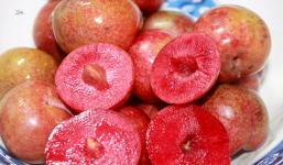 Bé gái 3 tuổi tử vong do nuốt mận