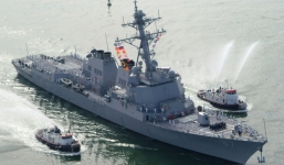 Tàu chiến Mỹ trên Biển Đỏ bị tấn công liên tiếp