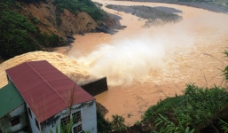 Thủy điện xả lũ 'đúng quy trình': Thủ tướng yêu cầu đền bù thiệt hại