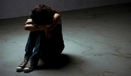 Thiếu nữ bị hai 'yêu râu xanh' cưỡng bức suốt 3 ngày trong nhà nghỉ