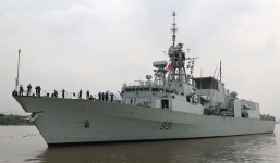 Chiến hạm của Hải quân Canada đến thăm TP HCM