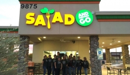 Từ bán rau sạch trở thành chuỗi cửa hàng cạnh tranh với McDonald’s