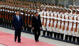 Tập Cận Bình nói Trung Quốc và Philippines là 'anh em'