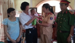 Tìm người thân bé gái 4 tháng tuổi bị bắt cóc