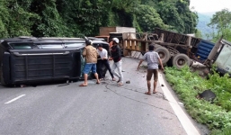 Tai nạn giao thông trên đèo Bảo Lộc, 6 người kêu cứu thất thanh