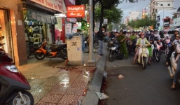 Đang lái xe trên đường, người đàn ông bị chém lìa tay