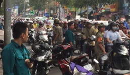 Khoanh vùng nghi can vụ chém gần lìa tay người đàn ông trên phố