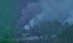 Ấn Độ, Pakistan nã pháo qua biên giới