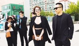 'Ông bầu' Khắc Tiệp tự tin xuất hiện cùng Ngọc Trinh sau nghi án phẫu thuật