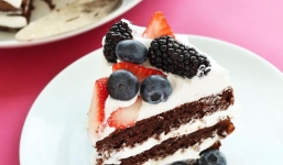 Mách nhỏ mẹo làm kem tươi whipping cream cực béo ngậy từ nước cốt dừa