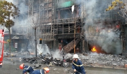 Nhân chứng vụ quán karaoke bốc cháy: 'Nhiều người mắc kẹt bên trong'