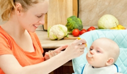 4 món ăn dặm giàu dưỡng chất cho trẻ mẹ không nên bỏ qua