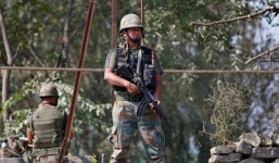 Ấn Độ đấu súng với Pakistan, hàng chục người thương vong