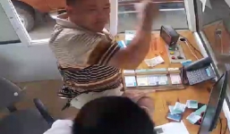 Cán bộ kiểm lâm 'tung cước' vào nhân viên thu phí bị đình chỉ công tác