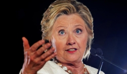 Hillary Clinton: Kẻ thù yêu thích của phố Wall