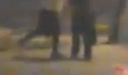 Video: Cụ ông 64 tuổi thiệt mạng vì 1 cú đấm