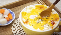 Thưởng thức cơm trộn phô mai nóng hổi vào ngày chớm đông