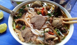 Địa điểm ăn uống ở Huế ngon, rẻ và đậm chất xứ Huế