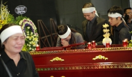 Lễ tang NSƯT Phạm Bằng: Con cháu, đồng nghiệp khóc nghẹn bên linh cữu