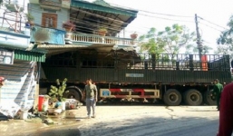 Tai nạn giao thông, 2 mẹ con chết thảm