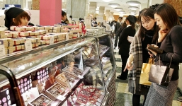 Nhật Bản sắp bán đồ ăn 'khiêu gợi'