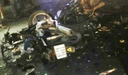 Hai xe máy đấu đầu, 6 người thương vong