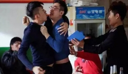 Bị bạn đánh bất tỉnh vì giành trả tiền ăn