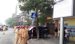 Hà Nội: Tuyên truyền Luật giao thông qua màn hình Led