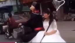 Cười nghiêng ngả clip Trư Bát Giới dùng xe đạp điện đón nàng về dinh