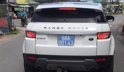 Lãnh đạo tỉnh mượn Range Rover biển xanh 'đúng quy trình'