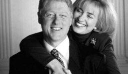 Ngưỡng mộ chuyện tình của vợ chồng Hillary Clinton