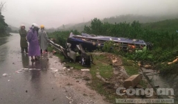 Vụ lật xe khách ở Quảng Nam: Bà bầu 7 tháng may mắn thoát nạn