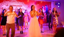 Video cô dâu, chú rể cùng dàn khách mời 'quẩy' tưng bừng trong đám cưới ở Nghệ An