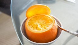 Học mẹ Nhật mẹo chữa ho bằng cam nướng cho bé 